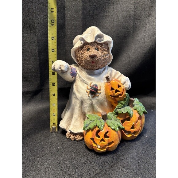 Halloween Light Up Teddy Bear With Pumpkins Vintage 2000 Resin - Picture 7 of 9